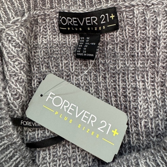 Forever 21 Plus Size Gray Women’s Tunic Sweater (1X) - Picture 5 of 6